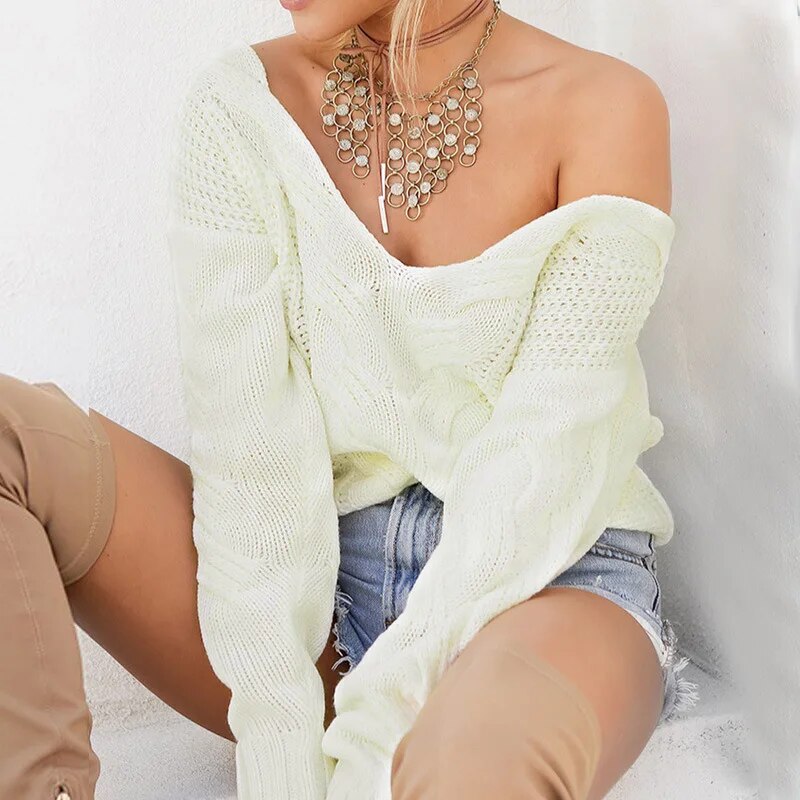 Ladies' oversized knitted sweater with long sleeves – Thalia