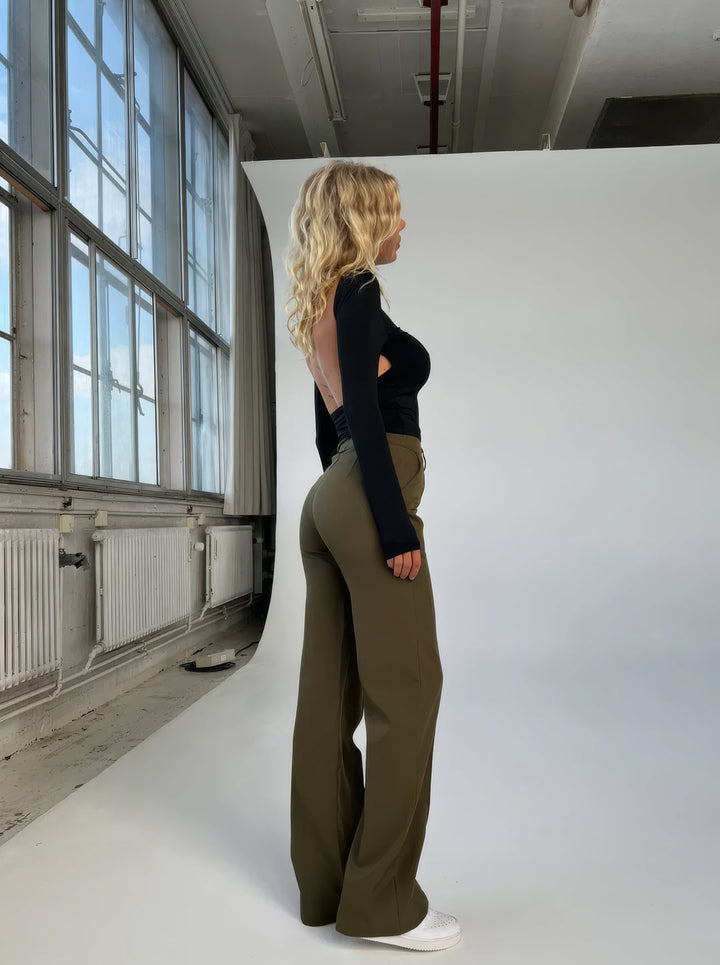 Stylish Wide Ladies Trousers – Aurelia