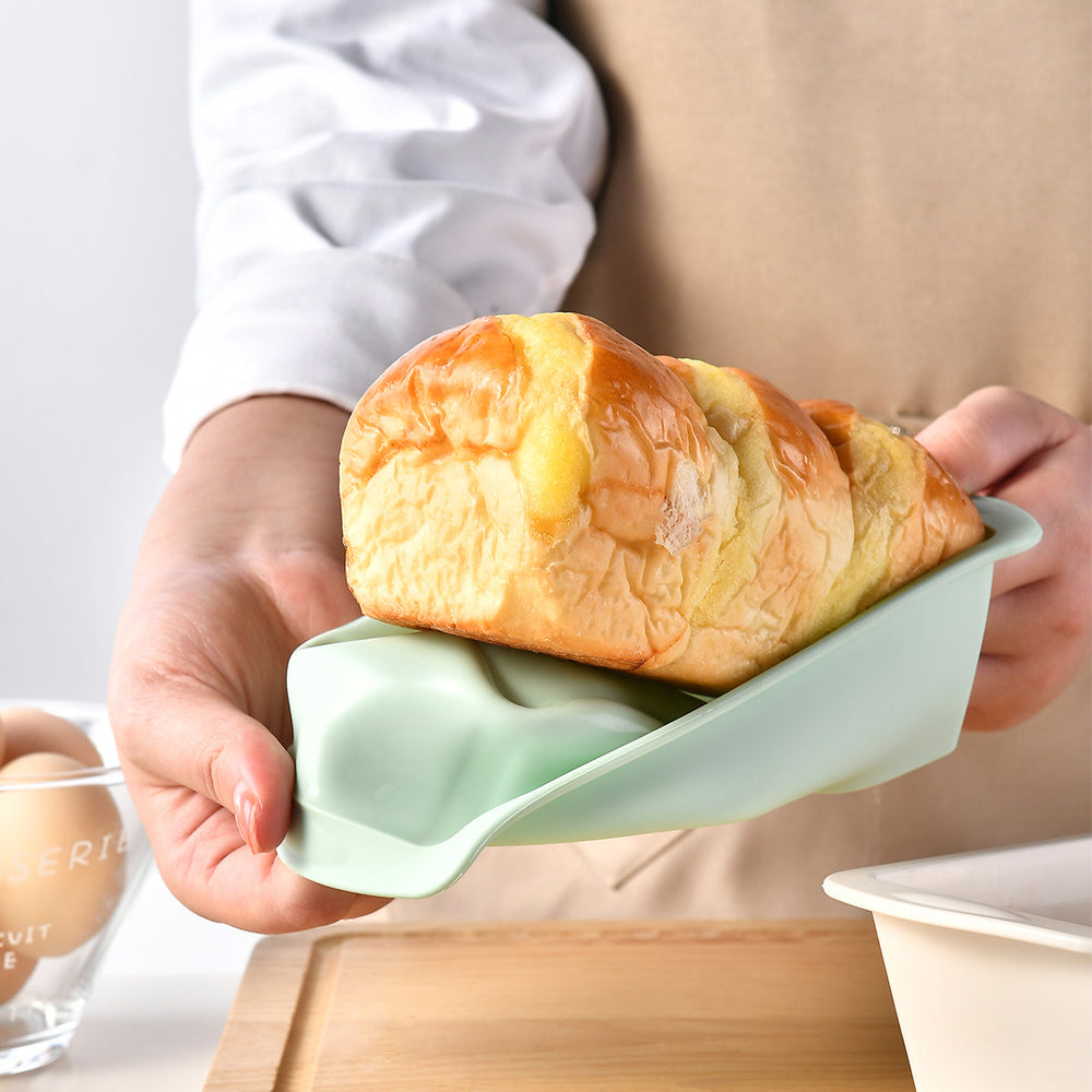 2-piece Rose Gold Non-Stick Bakeware Set with Lid - Brielle-The Livary