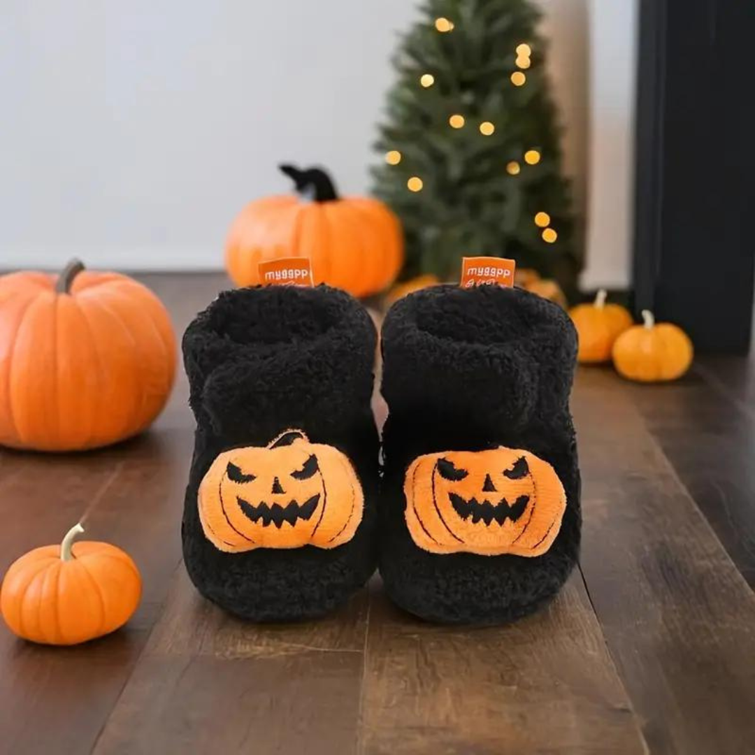 Children's Halloween Slippers with Cartoon Print – SpookySteps