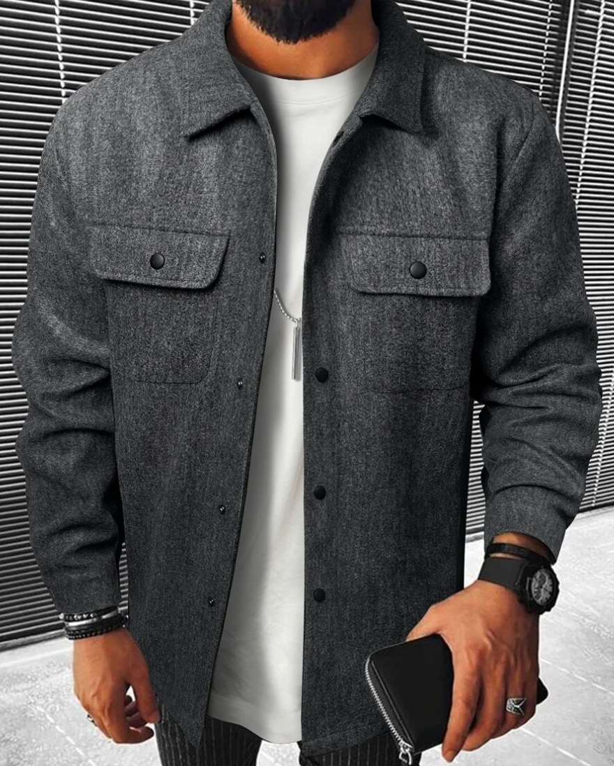 Warm men's shirt with pockets - Mateo