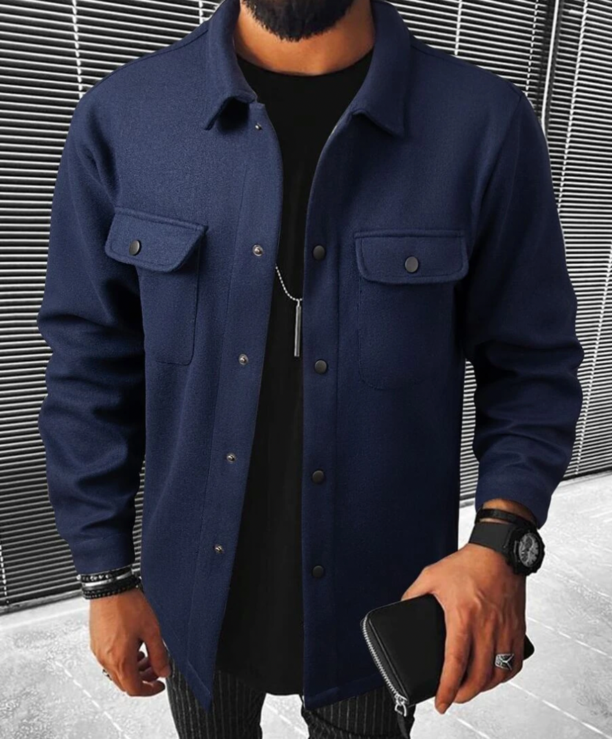 Warm men's shirt with pockets - Mateo