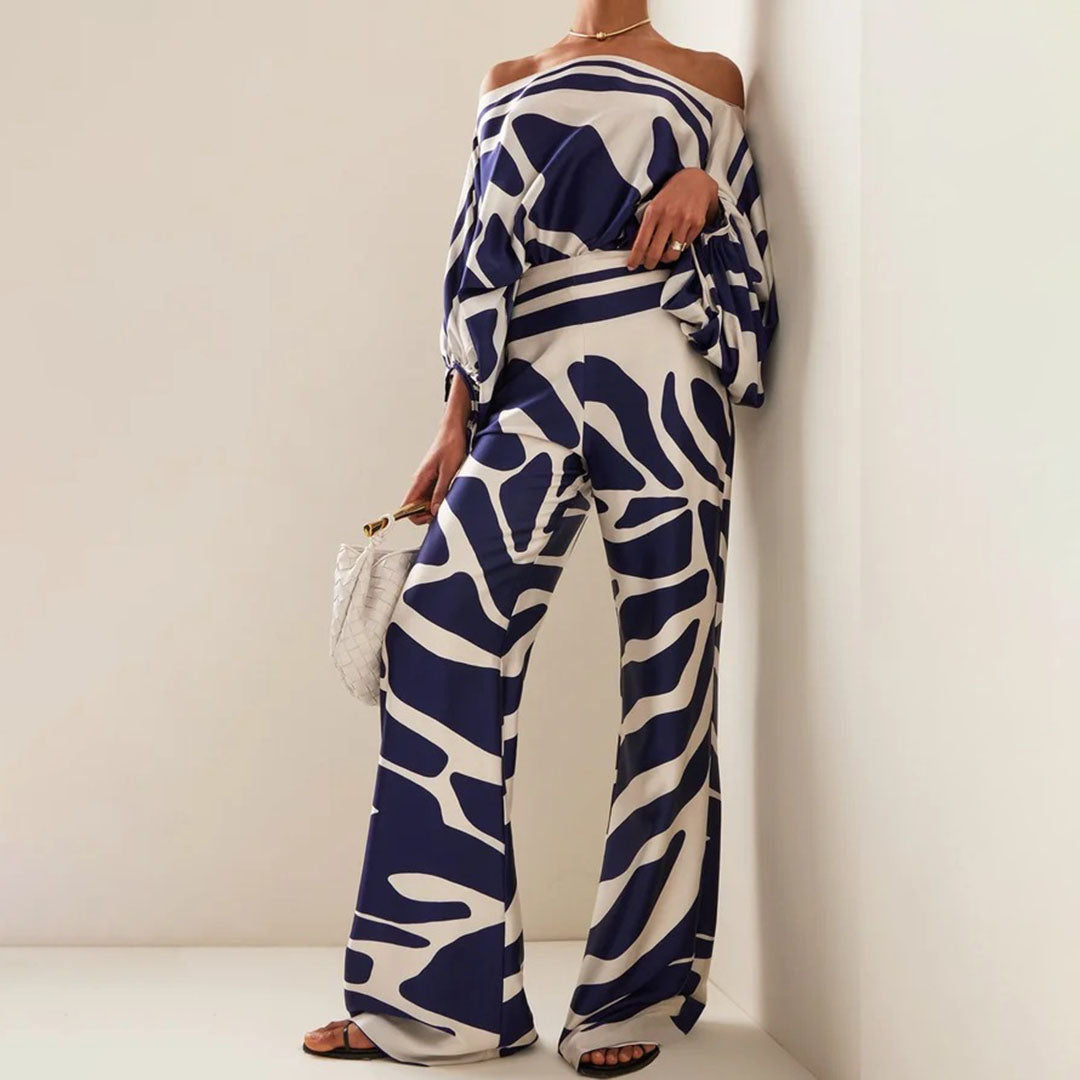 Ladies two-piece set with print & relaxed fit – Valeria