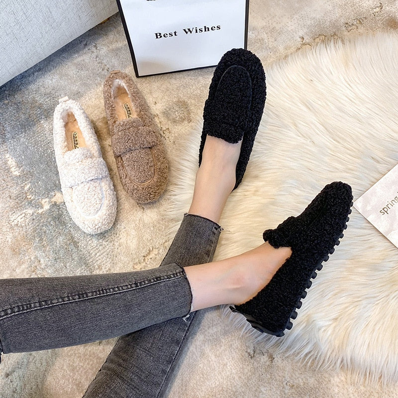 Comfortable women's house slippers – Lina