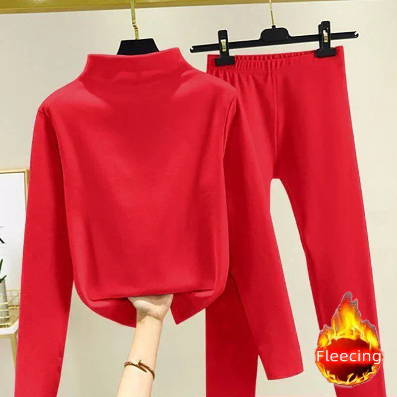 Two-piece women's winter set with fleece pullover and trousers – Eva