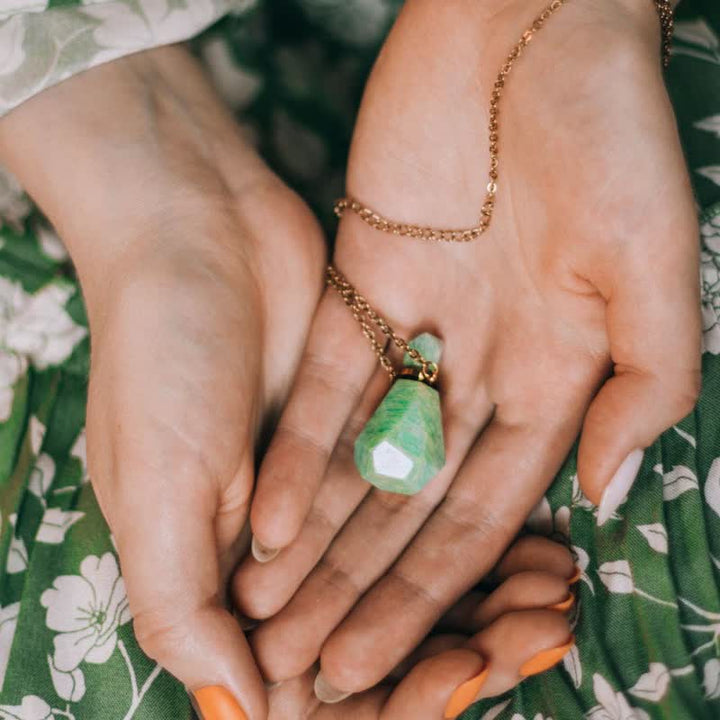 Crystal Perfume Bottle Necklace - Iris-Rose quartz-Nora Luxe