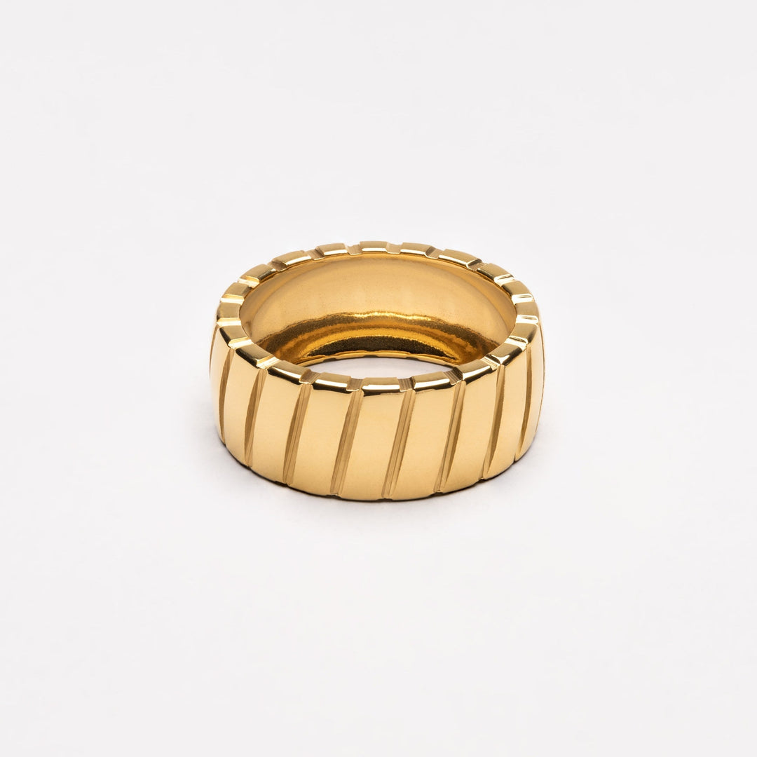 Statement Ring - Stella-6-Gold-Nora Luxe