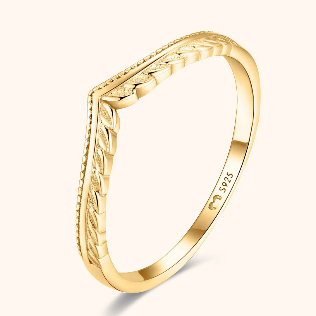 Stylish Leaf Pattern Ring - Vera-Gold-5-Nora Luxe