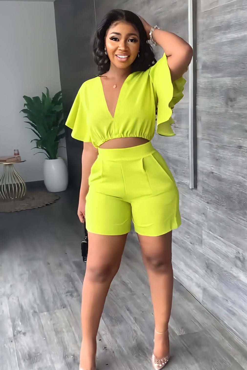 Trendy summer two-piece set with pleated design – Marlene-Green-S-Nora Luxe