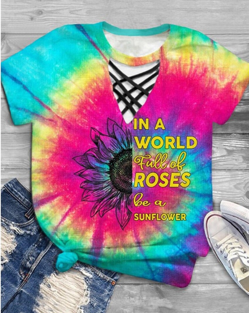 Trendy women's T-shirt with cut-out design and tie-dye pattern – Norina-B-S-Nora Luxe