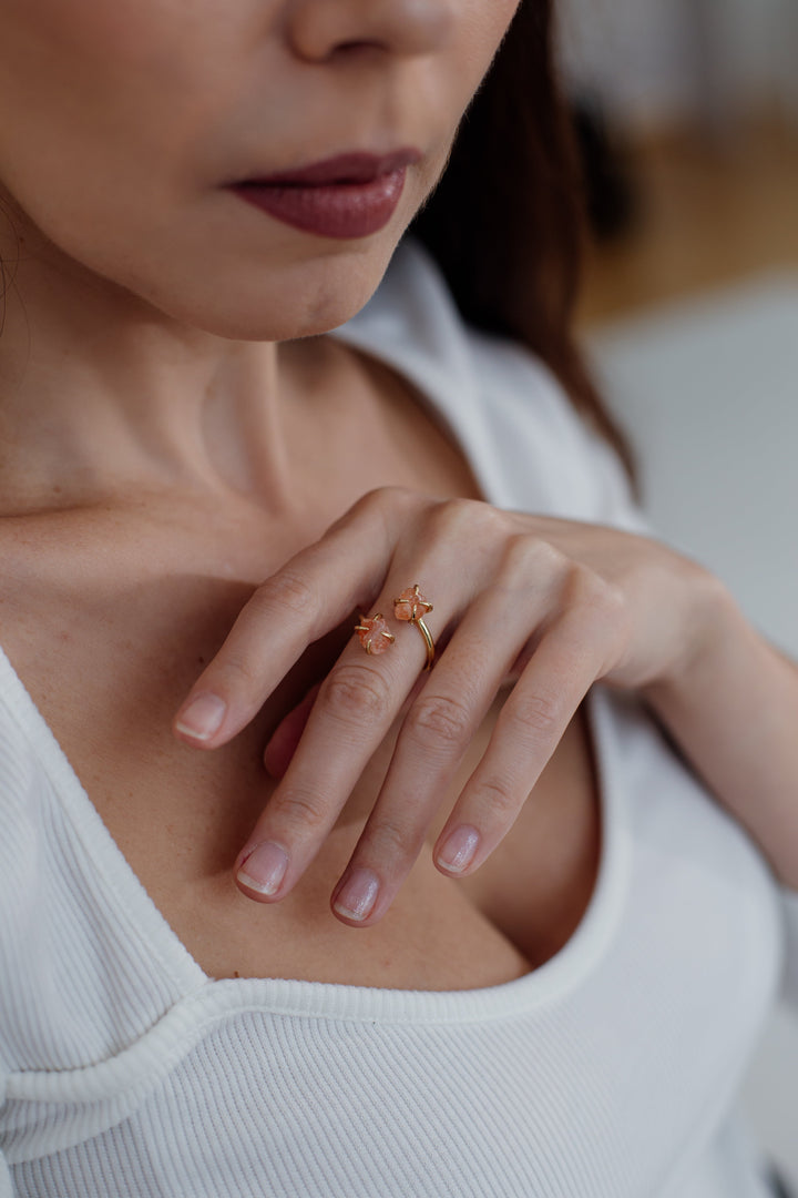 Unique Raw Gemstone Ring - Mira-Amethyst-Nora Luxe